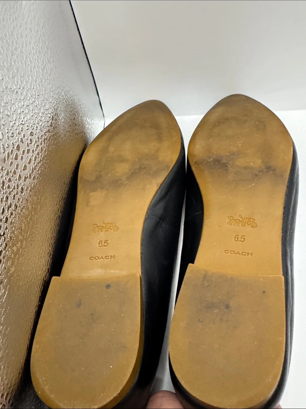 Coach Black Leather Pointed-Toe Bow Flats with Gold Logo Sz6.5